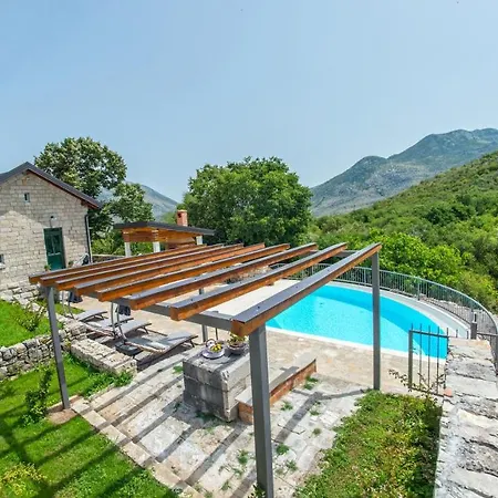 Villa Rosa *