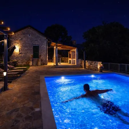 Villa Rosa Ravno